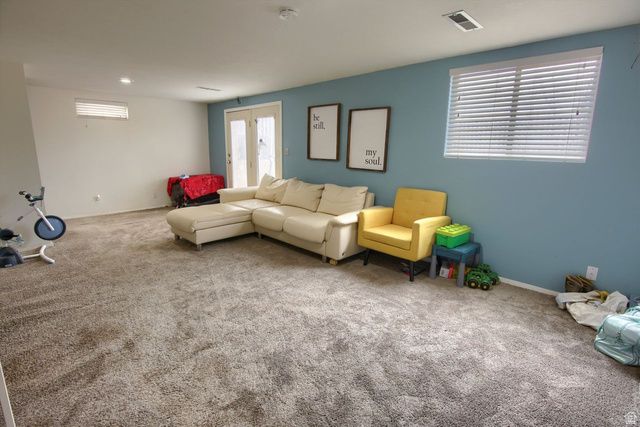 799 E WESTBROOK RD, Kaysville, UT 84037