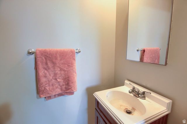 799 E WESTBROOK RD, Kaysville, UT 84037