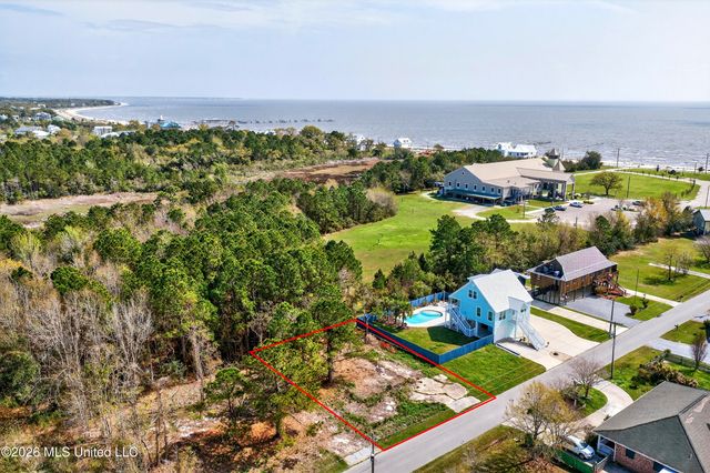 148 Vacation Lane, Waveland, MS 39576