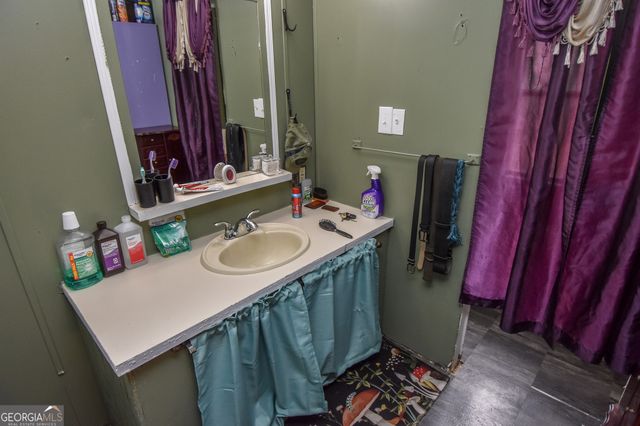 18 Ridgecrest Drive, Thomaston, GA 30286