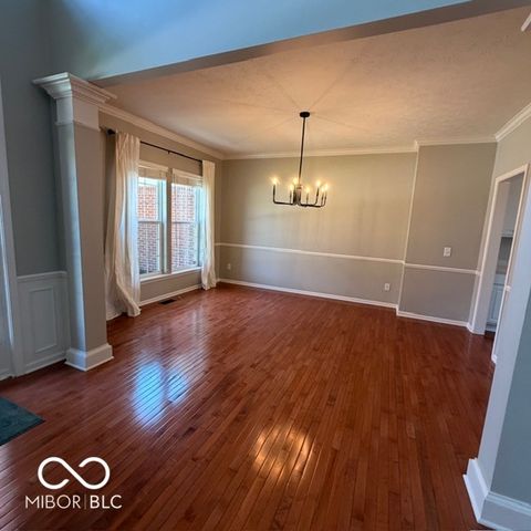 11716 Shadowwood Court, Zionsville, IN 46077