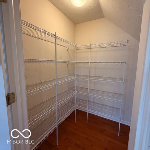 11716 Shadowwood Court, Zionsville, IN 46077