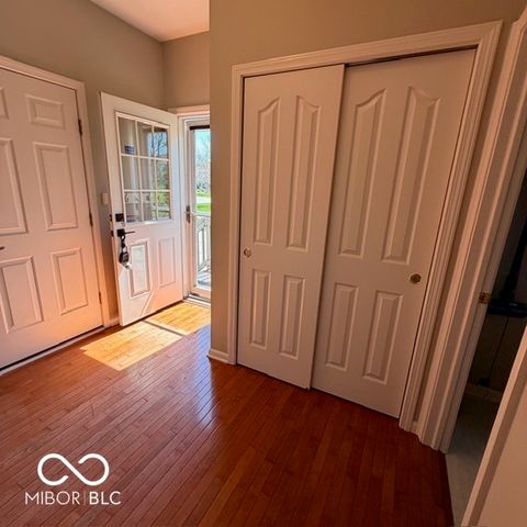 11716 Shadowwood Court, Zionsville, IN 46077