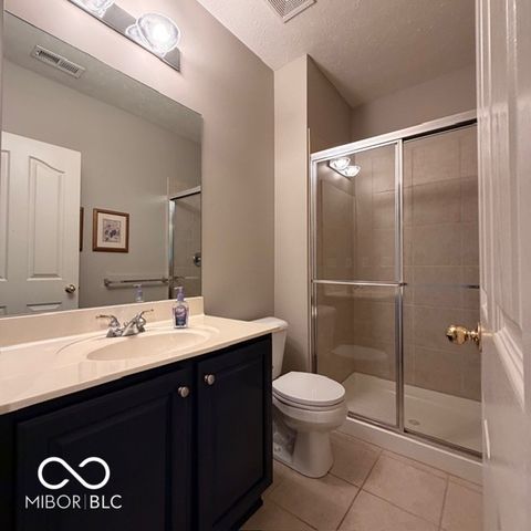 11716 Shadowwood Court, Zionsville, IN 46077