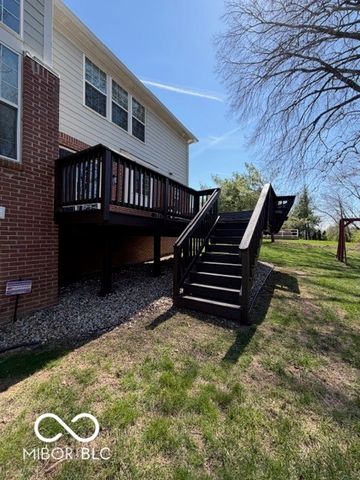 11716 Shadowwood Court, Zionsville, IN 46077