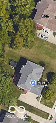 11716 Shadowwood Court, Zionsville, IN 46077