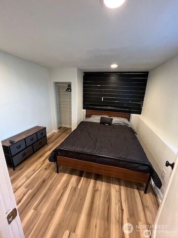 1448 17th Street, Bremerton, WA 98337