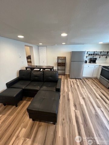 1448 17th Street, Bremerton, WA 98337