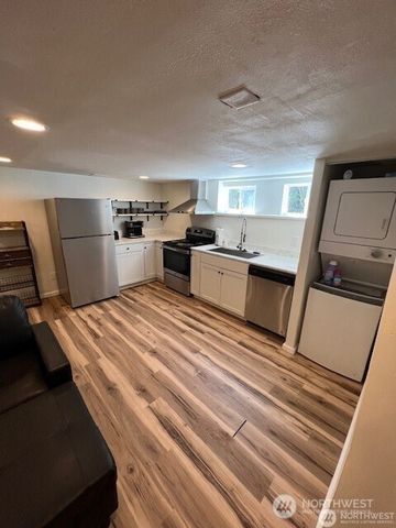 1448 17th Street, Bremerton, WA 98337