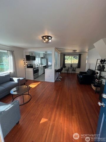 1448 17th Street, Bremerton, WA 98337