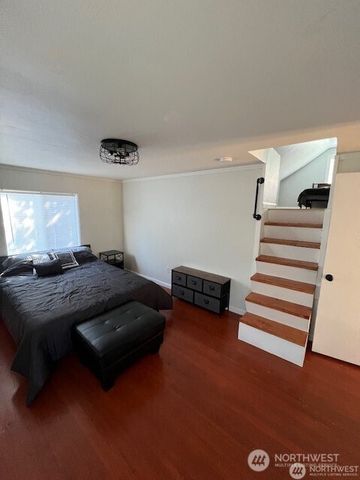 1448 17th Street, Bremerton, WA 98337