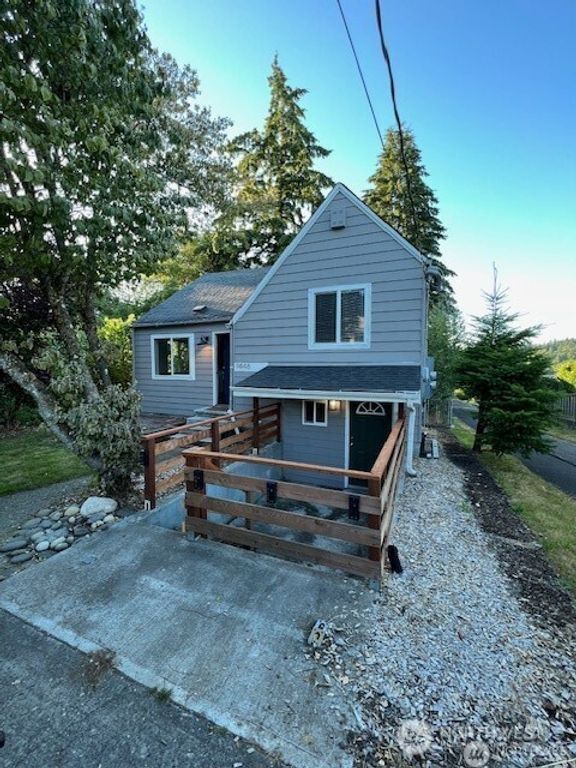 1448 17th Street, Bremerton, WA 98337