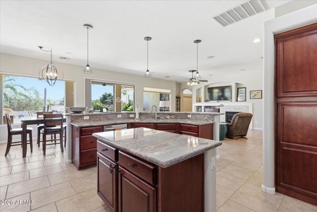 6781 S RACHAEL Way, Gilbert, AZ 85298
