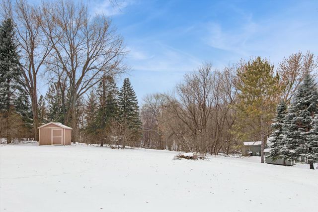 9676 Crestwood Terrace, Eden Prairie, MN 55347