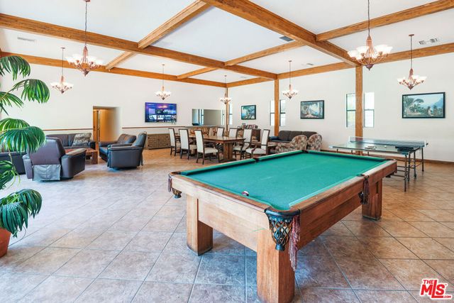 6700 Hillpark Drive 204, Los Angeles, CA 90068