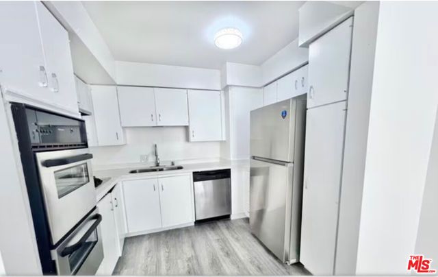 468 S Roxbury Drive 103, Beverly Hills, CA 90212