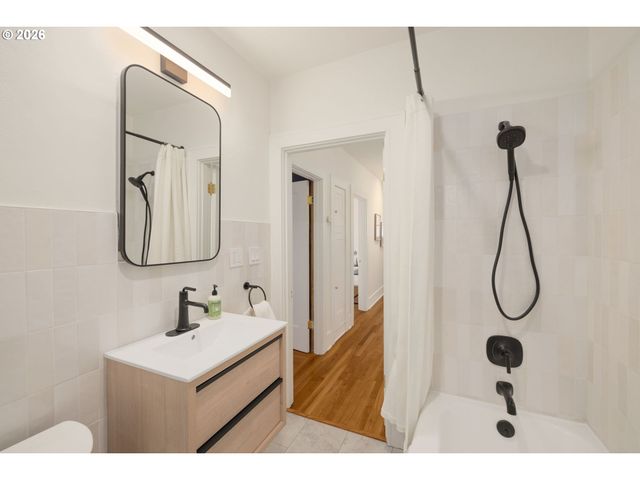 4203 Ne 32ND Pl, Portland, OR 97211