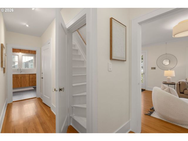 4203 Ne 32ND Pl, Portland, OR 97211