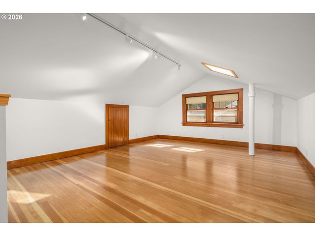 4203 Ne 32ND Pl, Portland, OR 97211