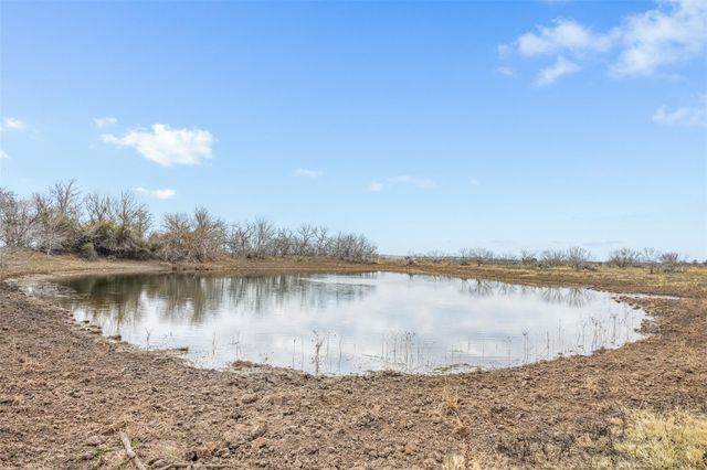 2884 Political RD, Lockhart, TX 78644