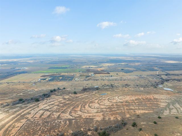 2884 Political RD, Lockhart, TX 78644