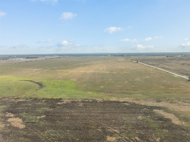 2884 Political RD, Lockhart, TX 78644