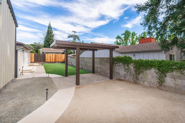 7800 Watson Way, Citrus Heights, CA 95610