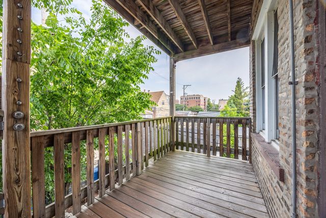 2842 W Augusta Boulevard 2W, Chicago, IL 60622