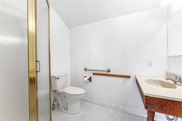 39 White Swan Drive, Narragansett, RI 02882