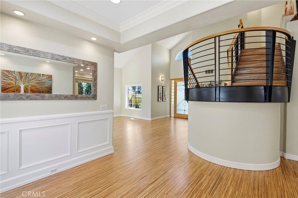 Image 10 of property listing at 18 Alonda, Lake Forest, CA 92610