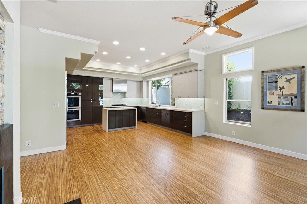 Image 13 of property listing at 18 Alonda, Lake Forest, CA 92610