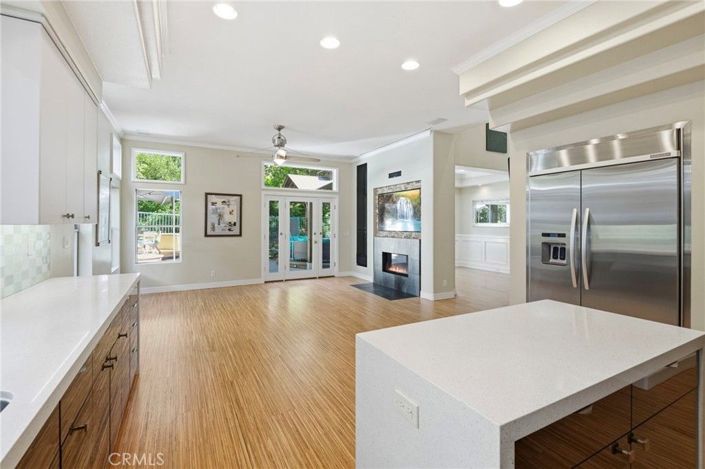 Image 16 of property listing at 18 Alonda, Lake Forest, CA 92610