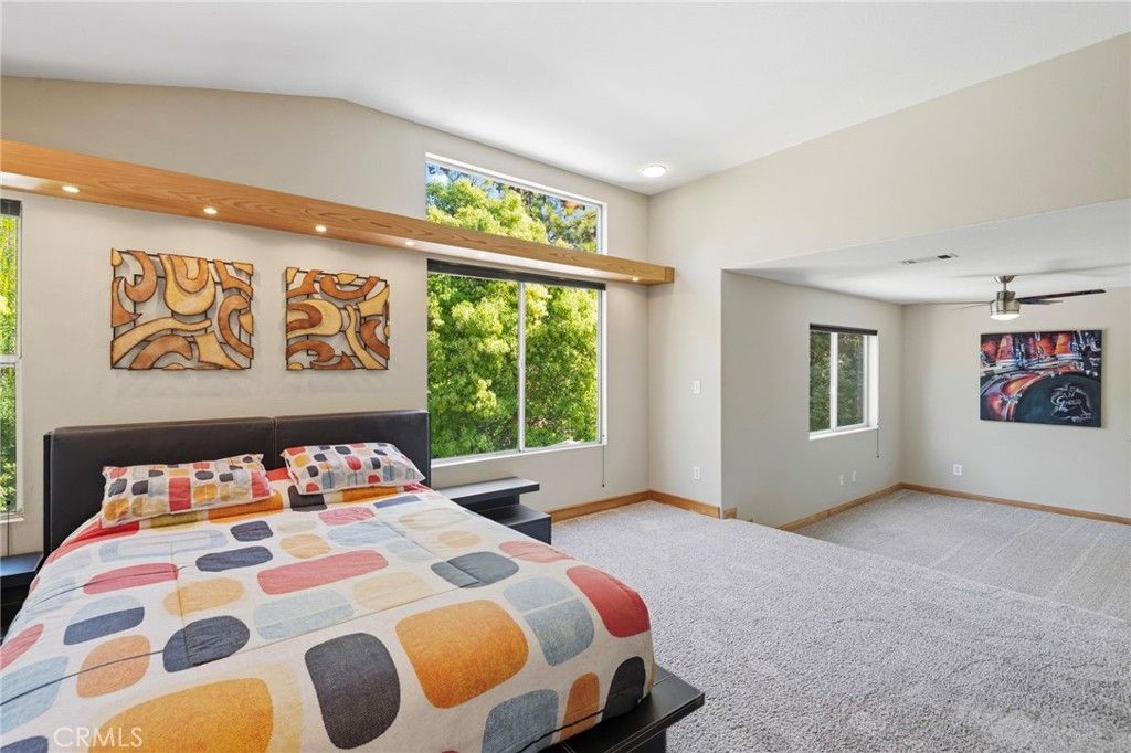 Image 34 of property listing at 18 Alonda, Lake Forest, CA 92610