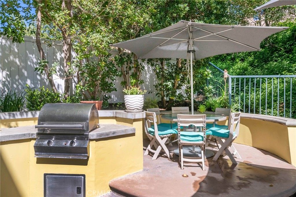 Image 49 of property listing at 18 Alonda, Lake Forest, CA 92610