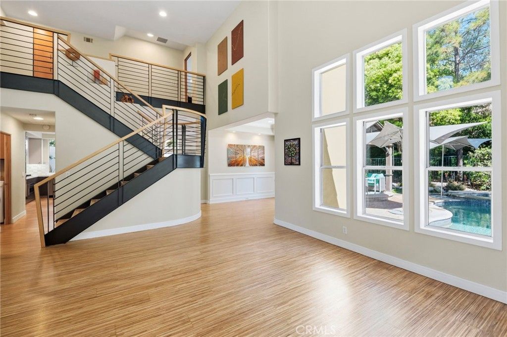 Image 8 of property listing at 18 Alonda, Lake Forest, CA 92610