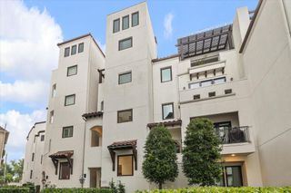 5214 Calle Cordoba Place, Houston, TX 77007
