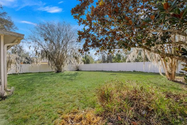 14 BAY RIDGE LOOP, Mascotte, FL 34753