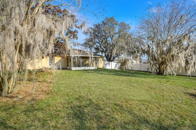 14 BAY RIDGE LOOP, Mascotte, FL 34753