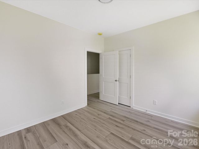 651 Stillgreen Lane, Charlotte, NC 28214