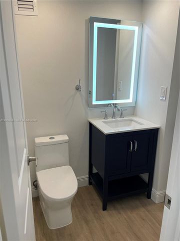 5 Island Ave 8G, Miami Beach, FL 33139