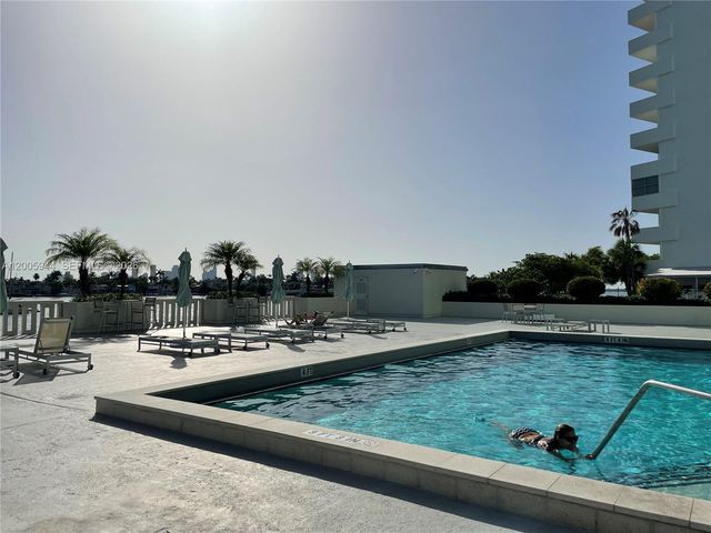5 Island Ave 8G, Miami Beach, FL 33139