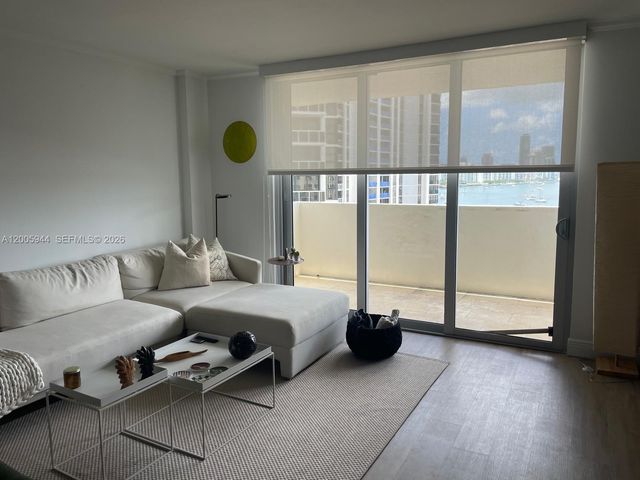 5 Island Ave 8G, Miami Beach, FL 33139