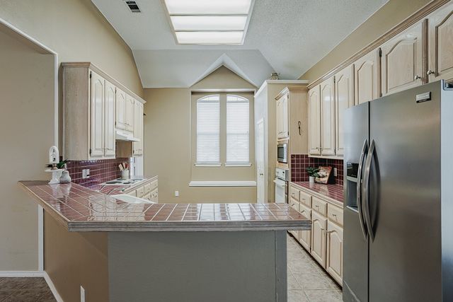 4609 Scenic Drive, Rowlett, TX 75088