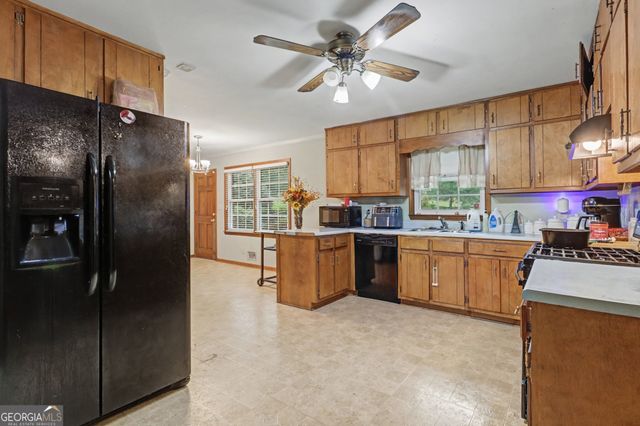 7687 Tyra Cove, Jonesboro, GA 30236