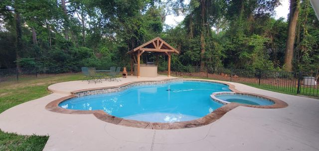 13225 Ridgewater Way, Conroe, TX 77302