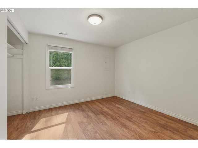 3360 Se ROCKWOOD St, Milwaukie, OR 97222