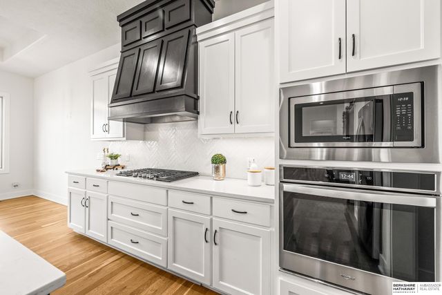 21754 I Street, Elkhorn, NE 68022