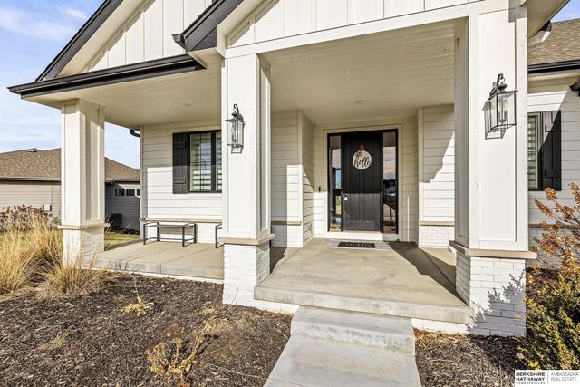 21754 I Street, Elkhorn, NE 68022