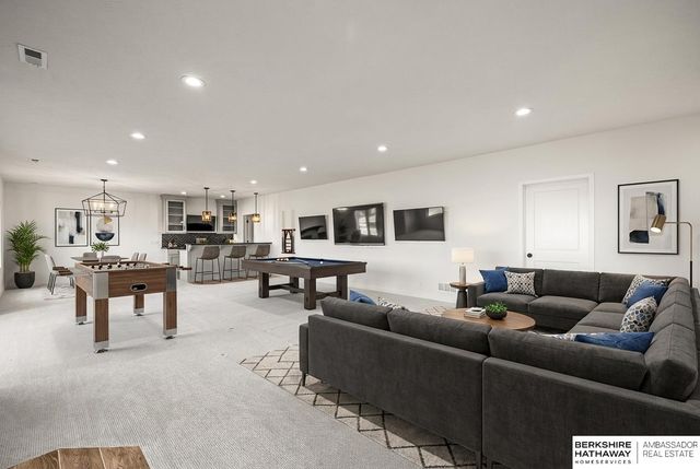 21754 I Street, Elkhorn, NE 68022