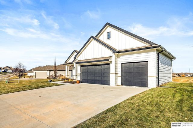 21754 I Street, Elkhorn, NE 68022